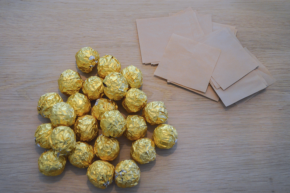 diy-ferrero-rocher-ananas-flaske-3