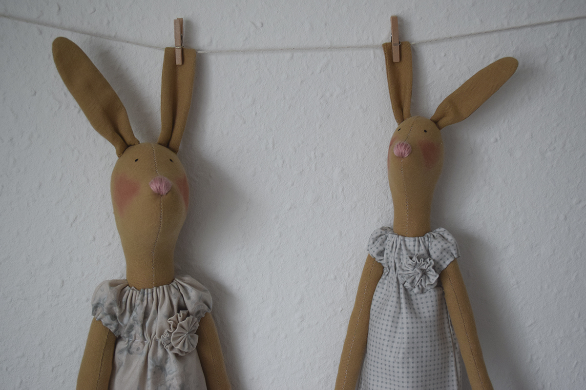 Tilda-hare-mother-and-child-6